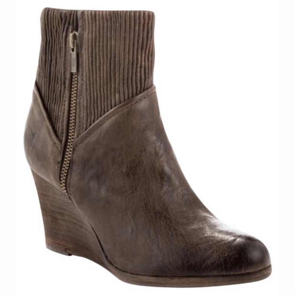 FRYE taupe leather Corby side zip wedged boots